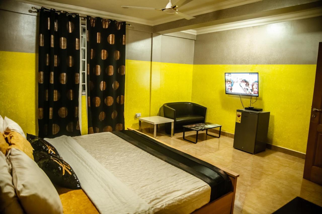 Homey Lodge คูมาซี ภายนอก รูปภาพ